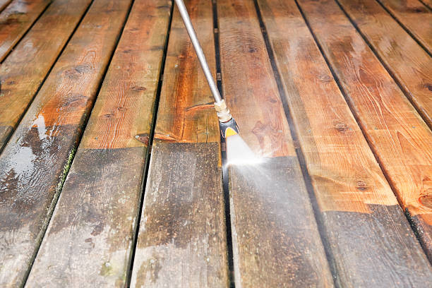 Best House Pressure Washing  in Shorewood Tower Hills Harbert, MI