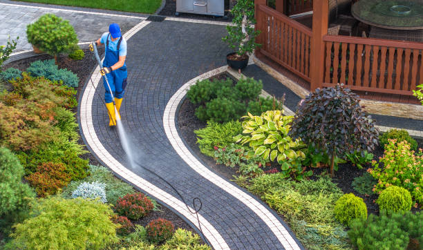 Best Deck Cleaning Services  in Shorewood Tower Hills Harbert, MI